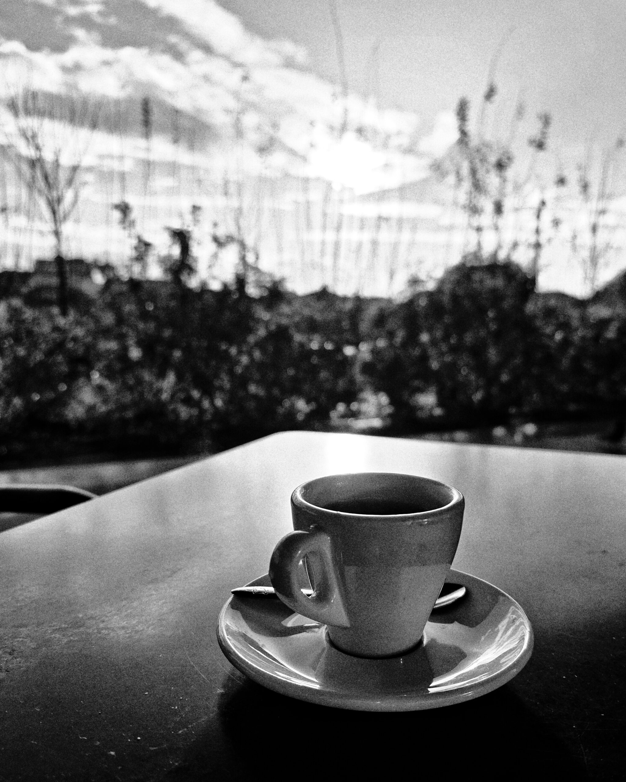 Café numa manhã de sol